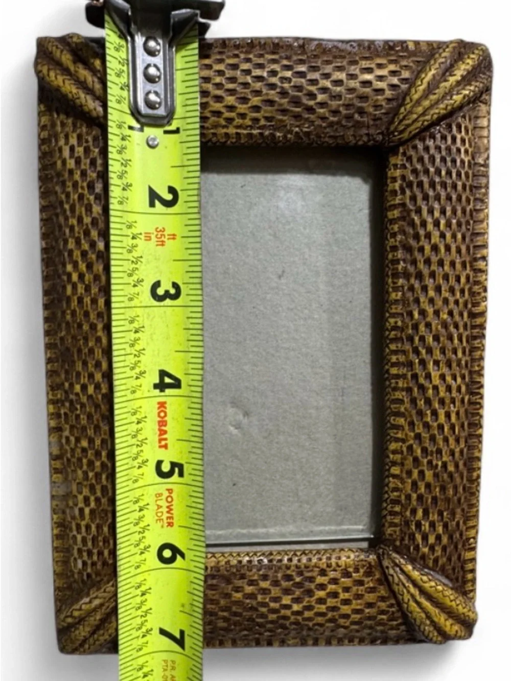 Vintage-Style Decorative Picture Frame in Antique Gold 3x5